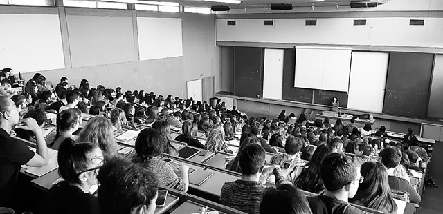 Αξιολόγηση καθηγητών από φοιτητές: Mύθοι και πραγματικότητα | tovima.gr