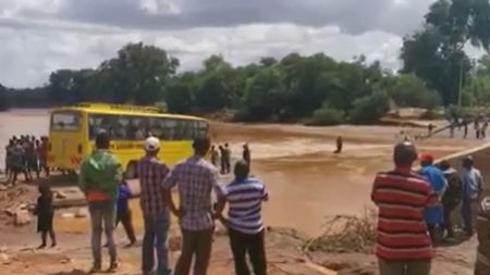 Κένυα – Τραγωδία με 20 νεκρούς που πνίγηκαν μέσα σε λεωφορείο