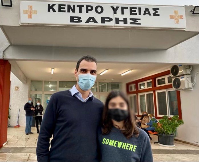 Μαρίος Θεμιστοκλέους – Εμβολιάστηκε η κόρη του Μαριαλένα | tovima.gr