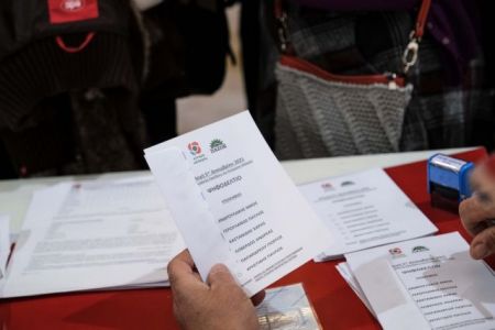 Εκλογές ΚΙΝΑΛ – Ρεκόρ συμμετοχής στις κάλπες – Νέα παράταση στη διαδικασία όπου χρειαστεί