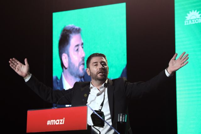 Νίκος Ανδρουλάκης – Ο νεότερος πρόεδρος του ΠΑΣΟΚ-ΚΙΝΑΛ και η πολιτική του διαδρομή