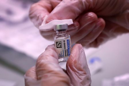 Αίγιο – Καταγγελίες για ληγμένα εμβόλια στο νοσοκομείο