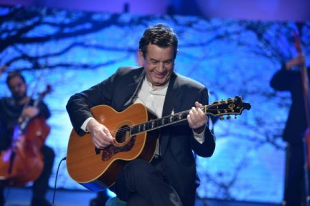 Σπίτι με το Mega – Ο Σταμάτης Σπανουδάκης παρουσιάζει το έργο του για πρώτη φορά στην ελληνική τηλεόραση