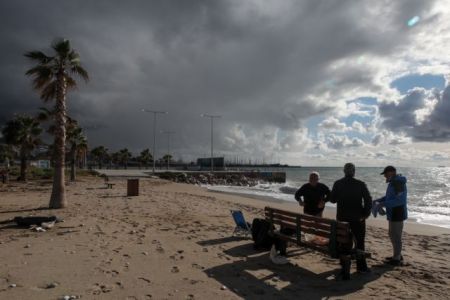 Εκτακτο δελτίο καιρού – Ερχονται καταιγίδες, χιόνια και θυελλώδεις άνεμοι