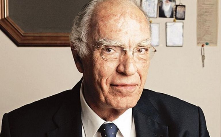 Βασίλης Λεβέντης – Εξιτήριο μετά από 75 ημέρες νοσηλείας | tovima.gr