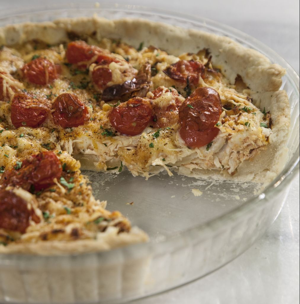 Τάρτα με κοτόπουλο και ντοματίνια