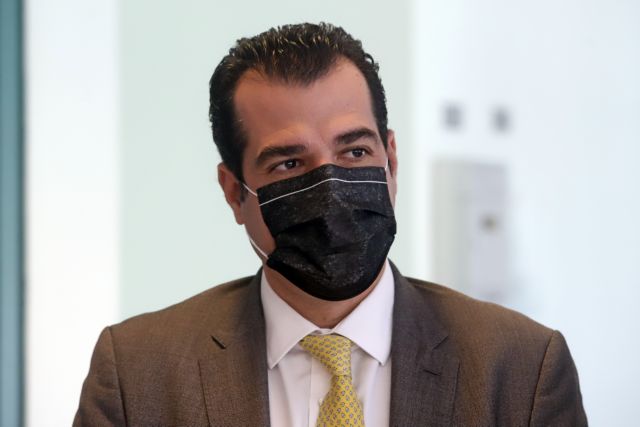 Συνάντηση Πλεύρη με Σούπερ Λίγκα, το μεσημέρι της Πέμπτης, για τα μέτρα στα γήπεδα