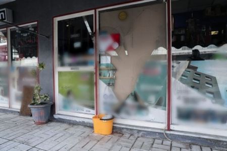 Ποινική δίωξη για ανθρωποκτονία στον 51χρονο που μαχαίρωσε τον σύντροφο της μητέρας του