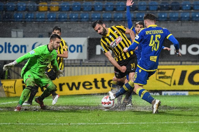 Κόλησε στη βροχή η ΑΕΚ 0-0 με τον Αστέρα στην Τρίπολη | tovima.gr