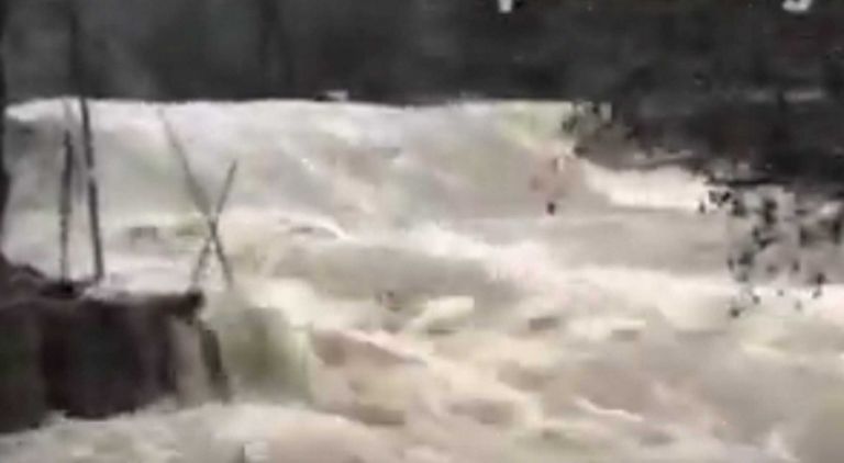 Καιρός – Σπάνιες εικόνες στον ποταμό Βοϊδομάτη – Δείτε βίντεο με τα ορμητικά νερά | tovima.gr