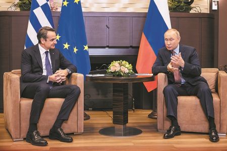 Οι σχέσεις Αθήνας – Μόσχας σε τροχιά ρεαλισμού