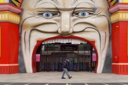 Οπου φτωχός κι η μοίρα του