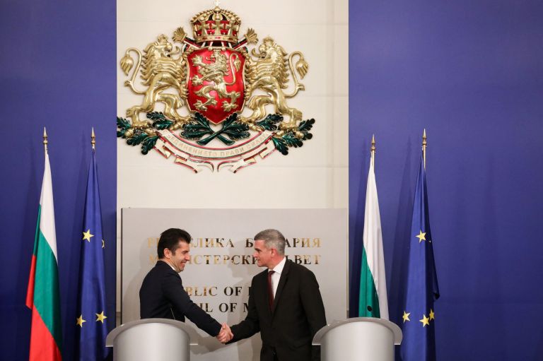 Βουλγαρία – Η νέα κυβέρνηση αποφασίζει ανατιμήσεις σε ρεύμα, νερό, φυσικό αέριο | tovima.gr
