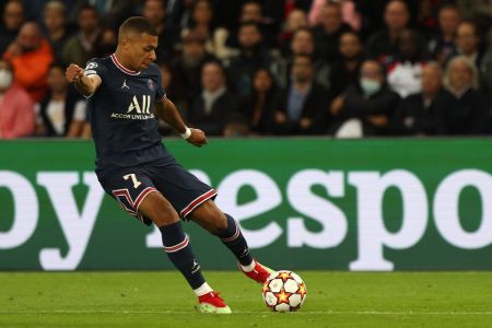 Παρί Σεν Ζερμέν – Νέα προσπάθεια για να κρατήσει τον Εμπαπέ