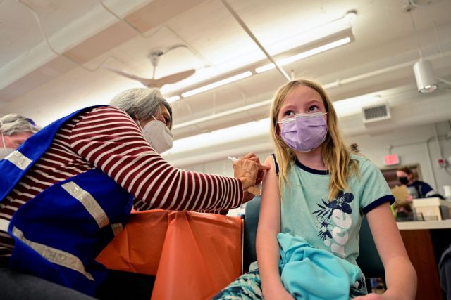 Εμβολιασμοί παιδιών – Ξεκινούν σήμερα σε 75 κέντρα σε όλη τη χώρα – Εξαντλήθηκαν τα ραντεβού, τι πρέπει να γνωρίζουν οι γονείς