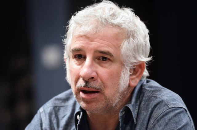 Χρεοκοπημένος ο Πέτρος Φιλιππίδης – Τεράστια οφειλή σε τράπεζες