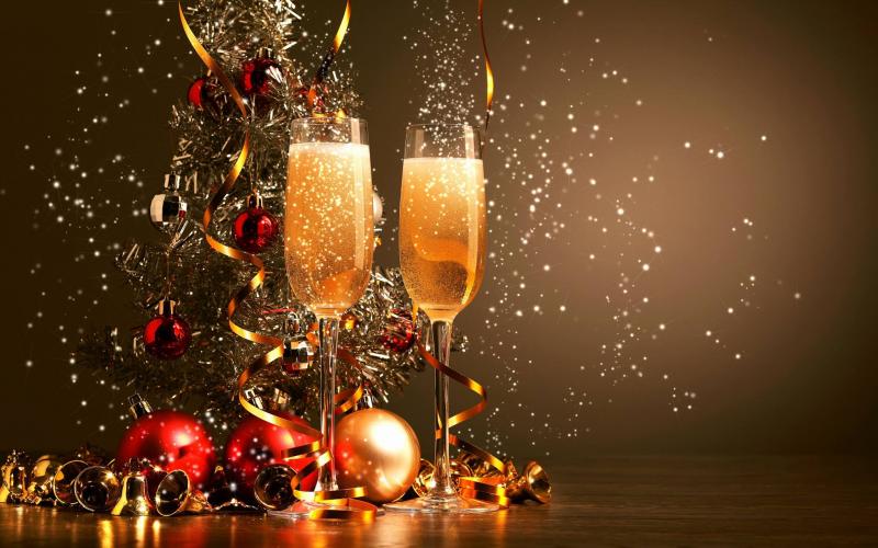 Προσκλήσεις λίγων και εκλεκτών, διαμάντια και στυλ