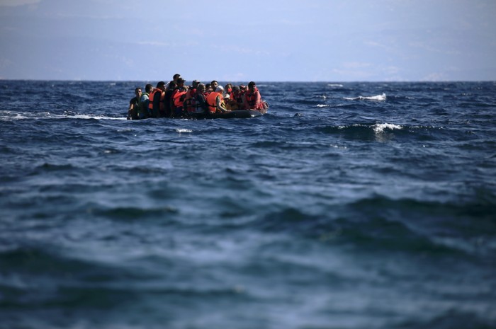 Προσφυγικό – Ασυνόδευτο βρέφος ανάμεσα σε 70 πρόσφυγες που έφτασαν με πλοιάριο στη Λαμπεντούζα