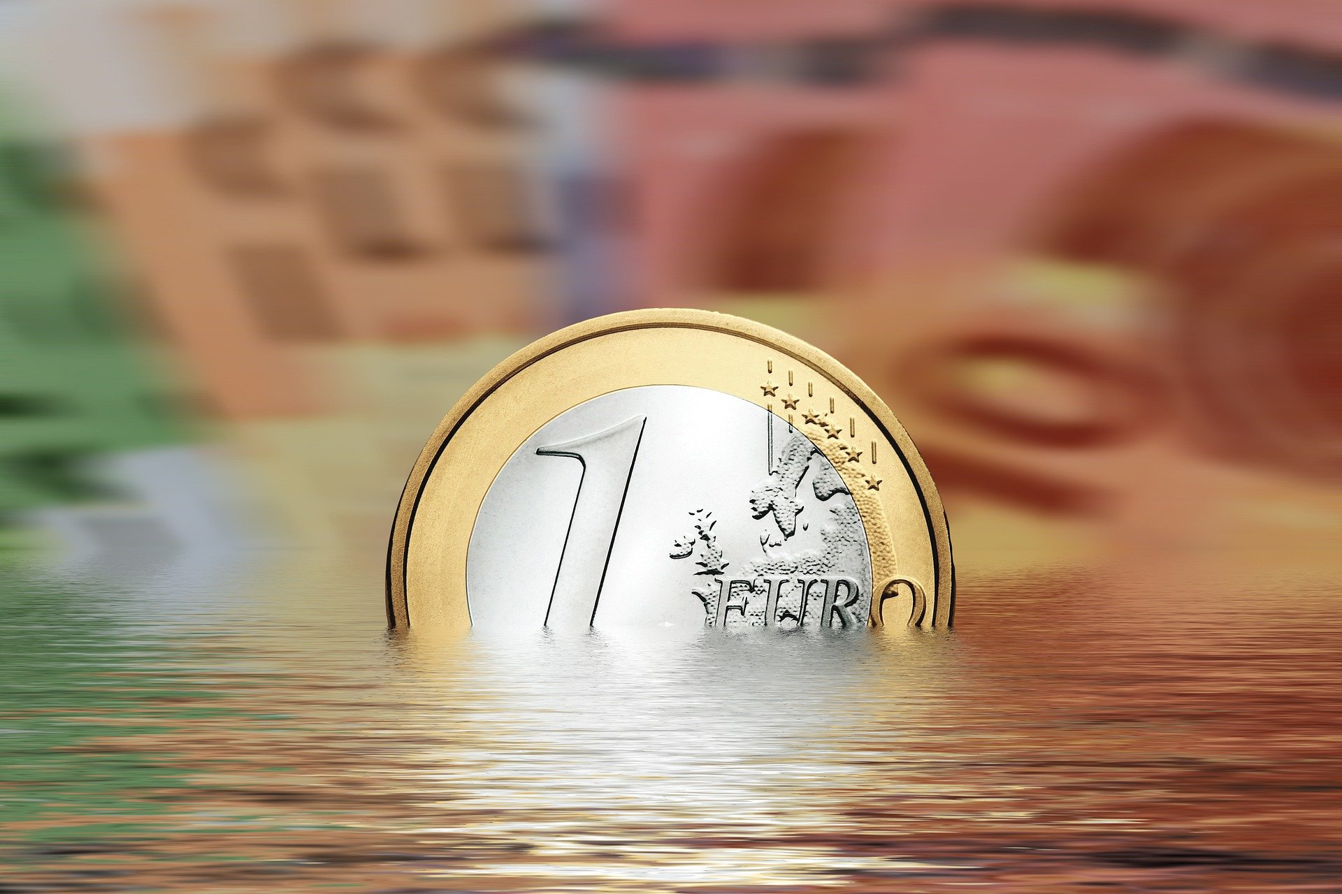 Είκοσι χρόνια από την κυκλοφορία του ευρώ – Ιστορική αναδρομή