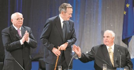 Το παρασκήνιο των σχέσεων ΝΑΤΟ – Ρωσίας και το ουκρανικό ζήτημα