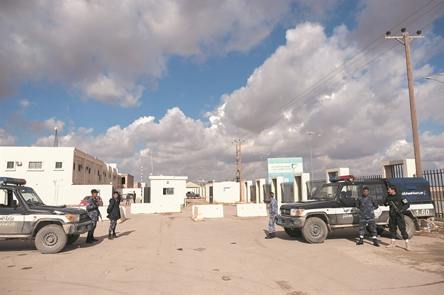 Η Λιβύη συνεχίζει την πορεία προς το άγνωστο