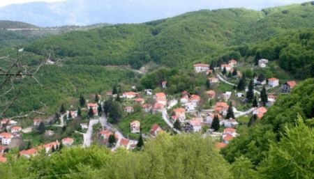 Κορωνοϊός – Μητέρα και κόρη πέθαναν στην Ημαθία – Είχαν ακούσει τον πνευματικό τους και δεν είχαν εμβολιαστεί