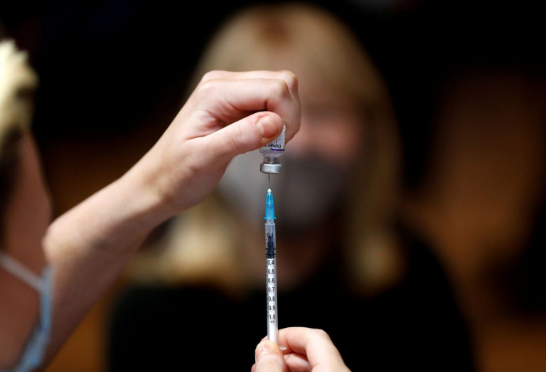 Βέλγιο – Συνελήφθη ενώ ετοιμαζόταν να εμβολιαστεί για ένατη φορά