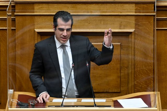 Παρατείνεται μέχρι τις 31 Μαρτίου η αναστολή των ανεμβολίαστων υγειονομικών – «Όσο διαρκεί η πανδημία θα είναι σε αναστολή» διαμηνύει ο Πλεύρης