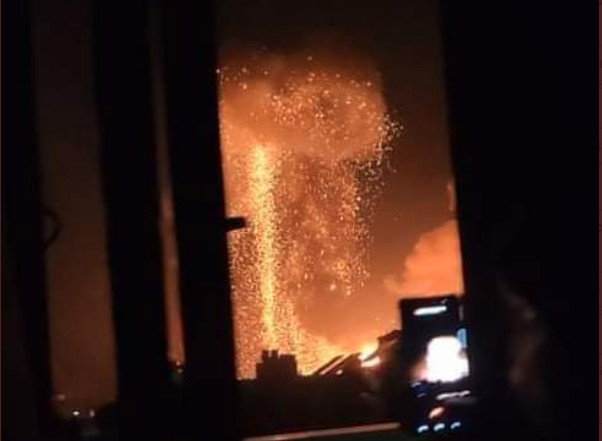 Συρία – Ισραηλινοί βομβαρδισμοί στο λιμάνι της Λαττάκειας – Στις φλόγες εμπορευματοκιβώτια