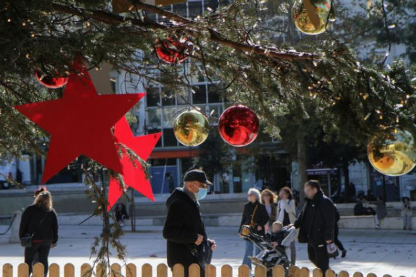 Κορωνοϊός – Έκτακτη σύσκεψη για μέτρα πριν την Πρωτοχρονιά – Παράθυρο για αυστηρότερους περιορισμούς στην εστίαση | tovima.gr