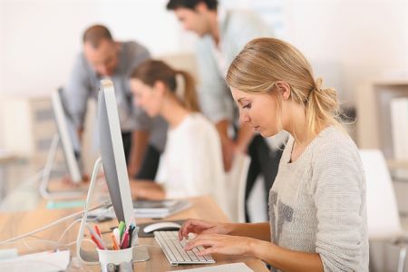 Η δημογραφική κρίση απειλεί τα όρια ηλικίας συνταξιοδότησης