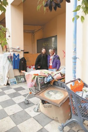 Μικρές ιστορίες αγάπης στους δρόμους του Πειραιά 