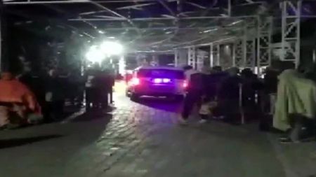 Κασμίρ – Νεκροί τουλάχιστον 12 άνθρωποι σε ινδουιστικό ιερό μετά από ποδοπάτημα