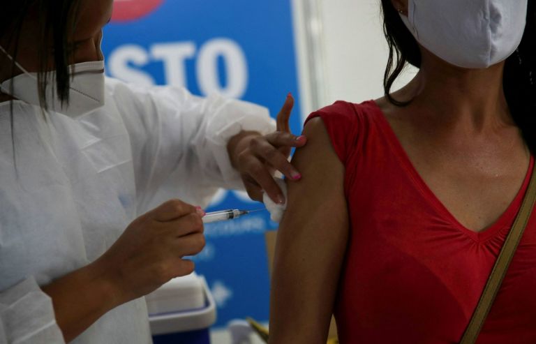 Εμβολιασμοί – Από τον Έντουαρντ Τζένερ και τον «δαμαλισμό» στα εμβόλια mRNA | tovima.gr