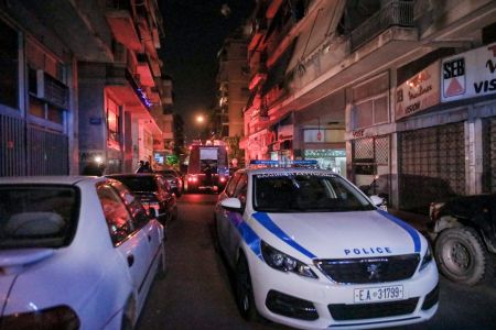 Συμμορίες ανηλίκων – Βγάζουν μαχαίρι και σε πολυσύχναστους δρόμους της Αθήνας