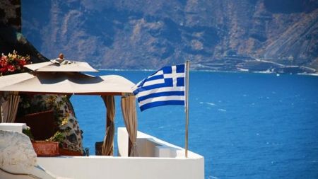 The Guardian – Οι συντάκτες του ψηφίζουν Ελλάδα για το 2022 – Ποιους προορισμούς ξεχωρίζουν