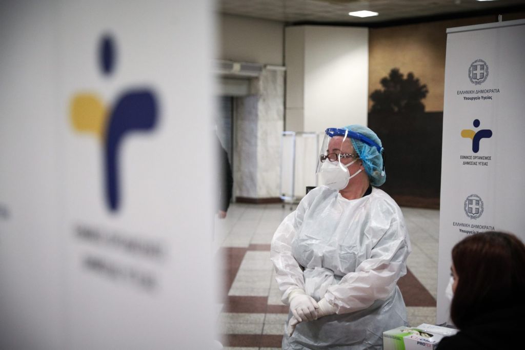 Τι συμβαίνει με τα τηλέφωνα του ΕΟΔΥ; – Η απάντηση Ζαούτη