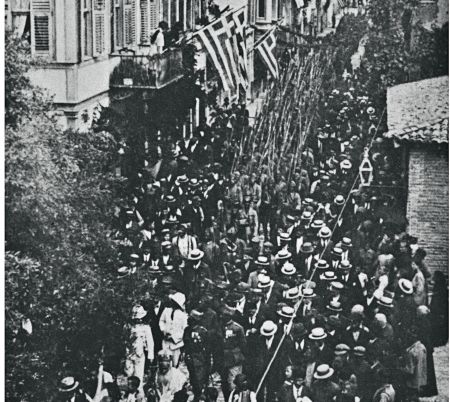 Φώτα στο μέτωπο της Μικρασιακής Εκστρατείας