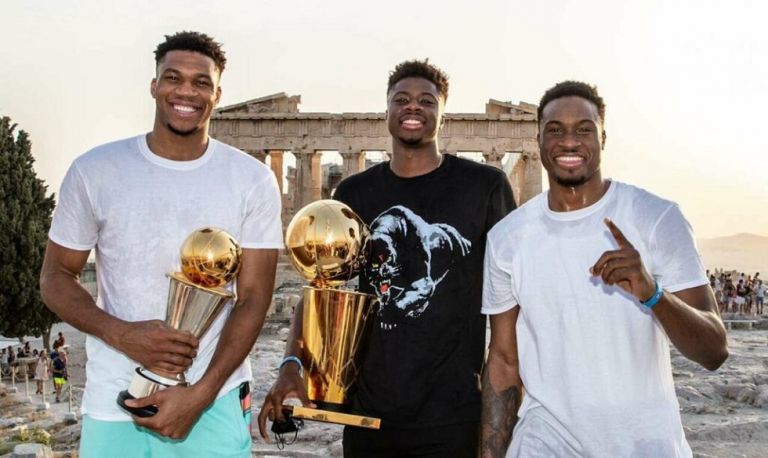 Ασύλληπτο δώρο από τα αδέρφια Αντετοκούνμπο – Χαρίζουν σπίτι στην Ακρόπολη αξίας 100.000 ευρώ! (vid) | tovima.gr