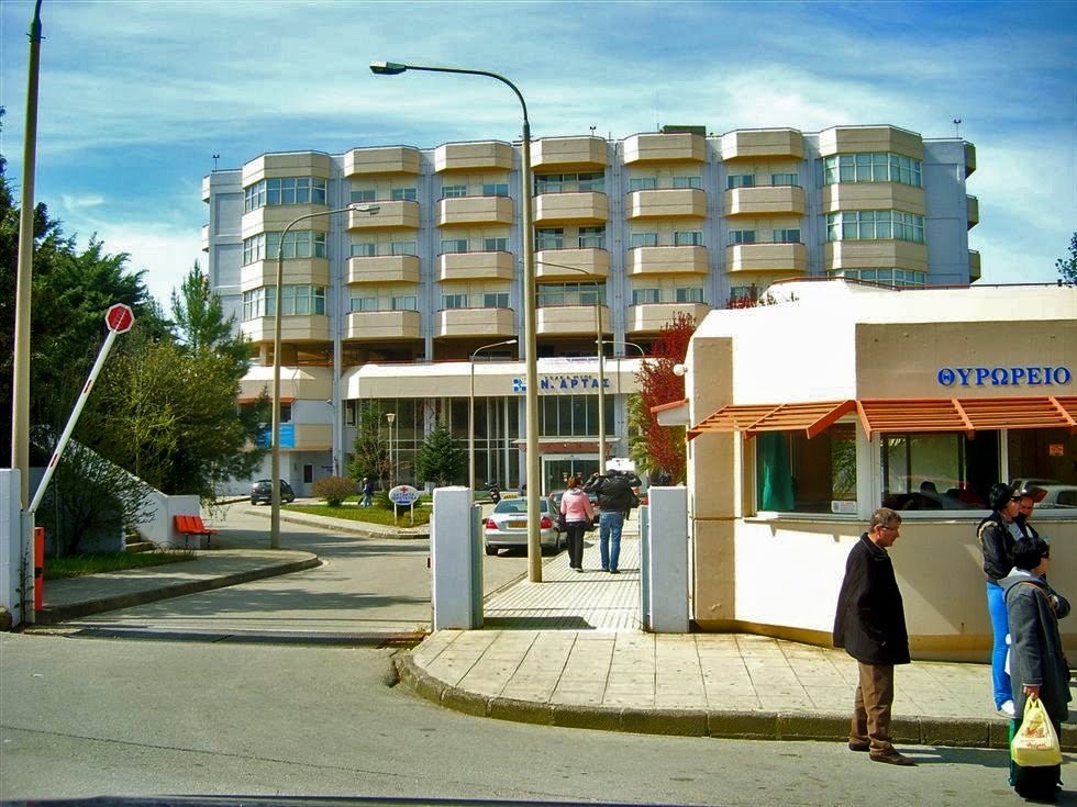 Τραγωδία στην Άρτα – Σε κρίσιμη κατάσταση ο 16χρονος που αυτοπυροβολήθηκε – «Αφαιρέθηκε τουλάχιστον ο μισός του πνεύμονας»