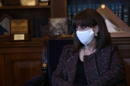 Επίτιμη διδάκτορας του Πανεπιστημίου Αθήνας η Κατερίνα Σακελλαροπούλου