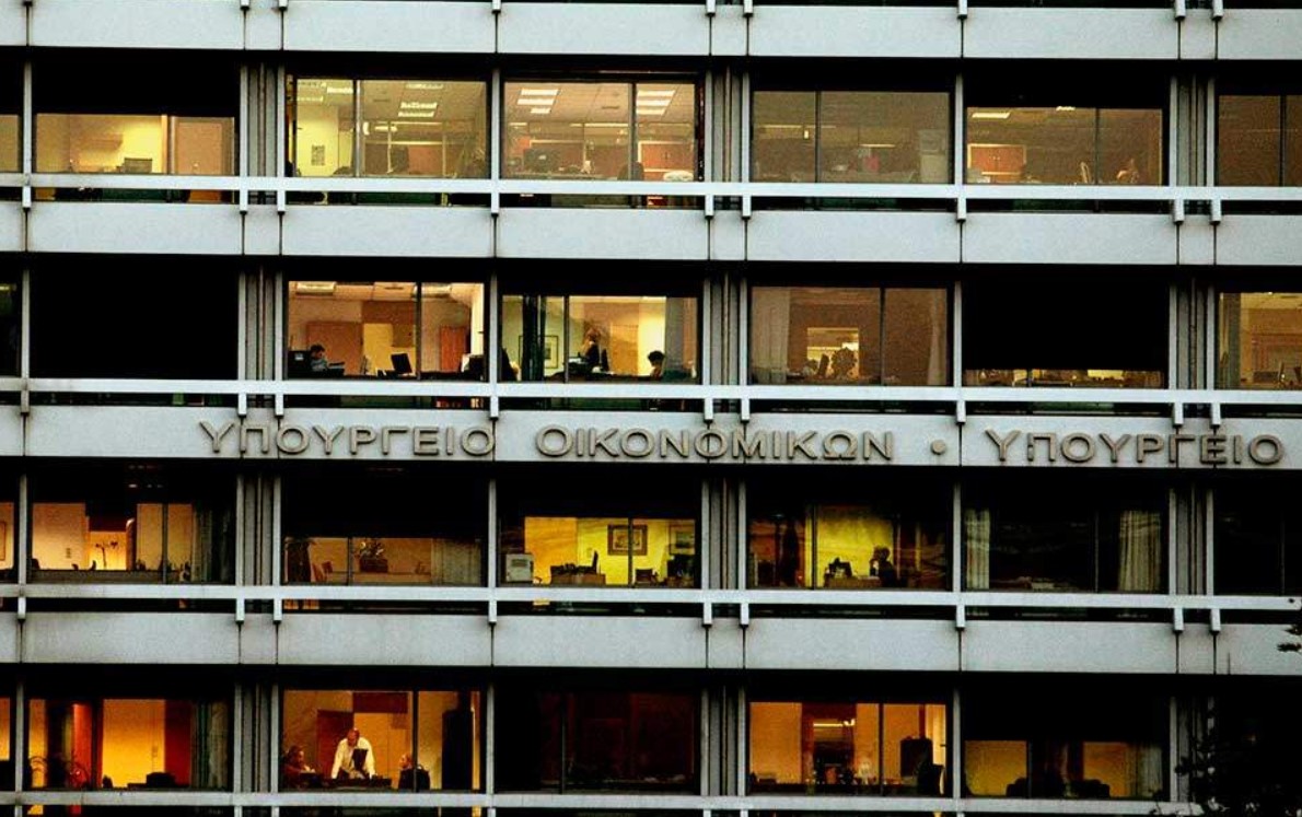 Για έξοδο στις αγορές προετοιμάζεται το υπουργείο Οικονομικών
