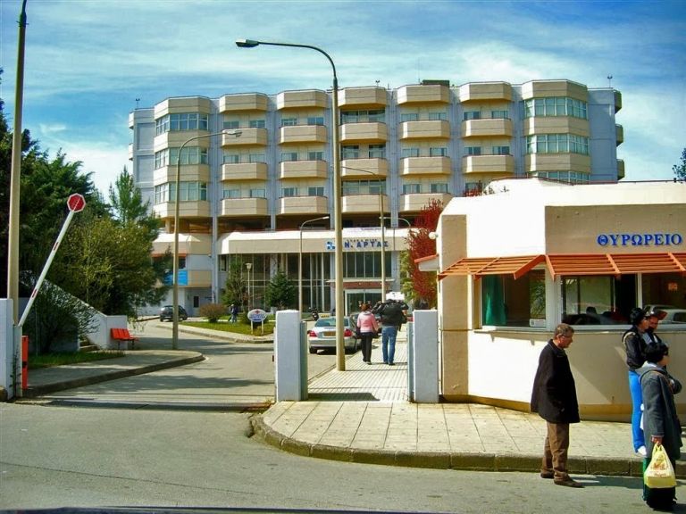 Αρτα – Κρίσιμες ώρες για τον 16χρονο που αυτοπυροβολήθηκε – Η κατάσταση της υγείας του