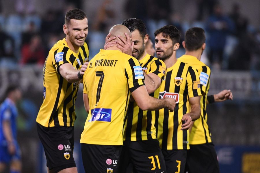 Εύκολη νίκη της ΑΕΚ στη Λαμία (2-0)