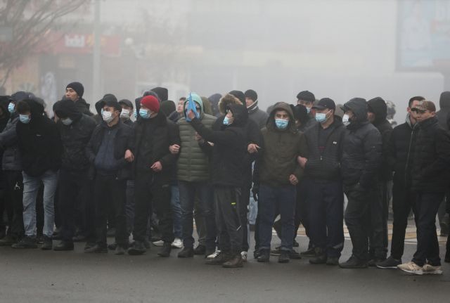 Καζακστάν – Οι αυξήσεις στο φυσικό αέριο οδήγησαν σε οργισμένες διαδηλώσεις και πτώση της κυβέρνησης | tovima.gr