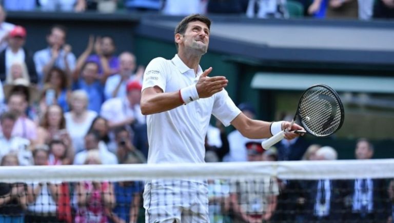 Τζόκοβιτς –  Την Δευτέρα η απόφαση για το αν θα συμμετέχει ή όχι στο τουρνουά της Αυστραλίας