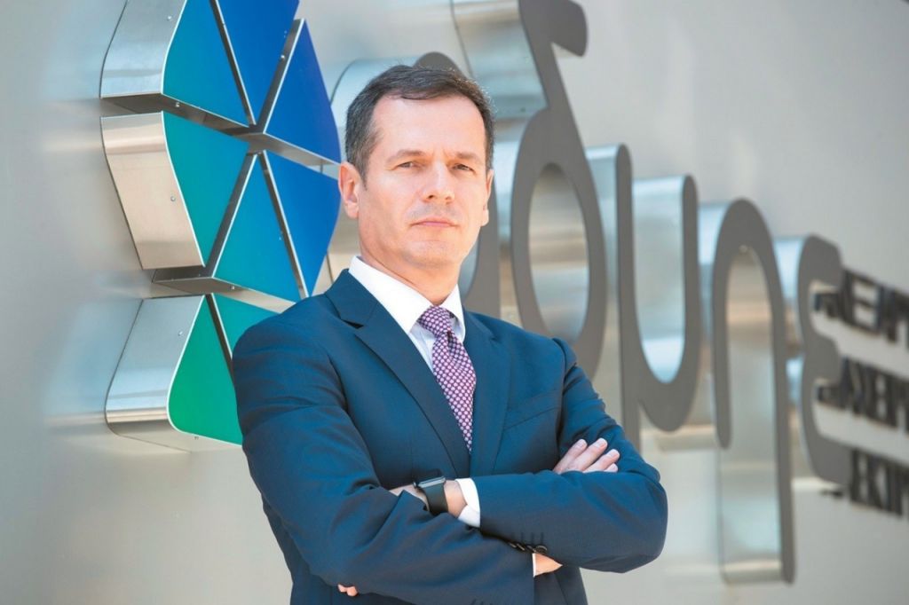 Μανουσάκης – Πώς τα έργα του ΑΔΜΗΕ μειώνουν τις χρεώσεις ΥΚΩ στο ρεύμα