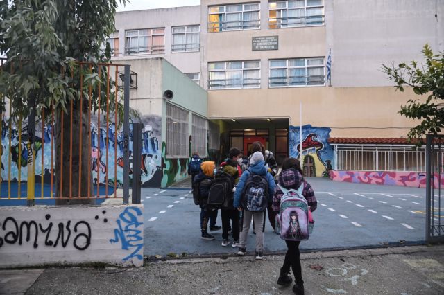 Οικονόμου – Προσλήψεις εκπαιδευτικών για να καλυφθούν τα κενά