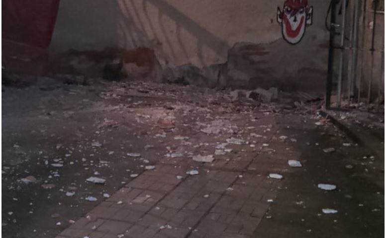 Φλώρινα – Δύο άτομα στο νοσοκομείο – Ρηγματώσεις σε σπίτια και καταστήματα