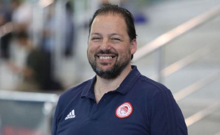 Το «αντίο» ενός μεγάλου – Αποχαιρέτησε τον Ολυμπιακό ο Παυλίδης